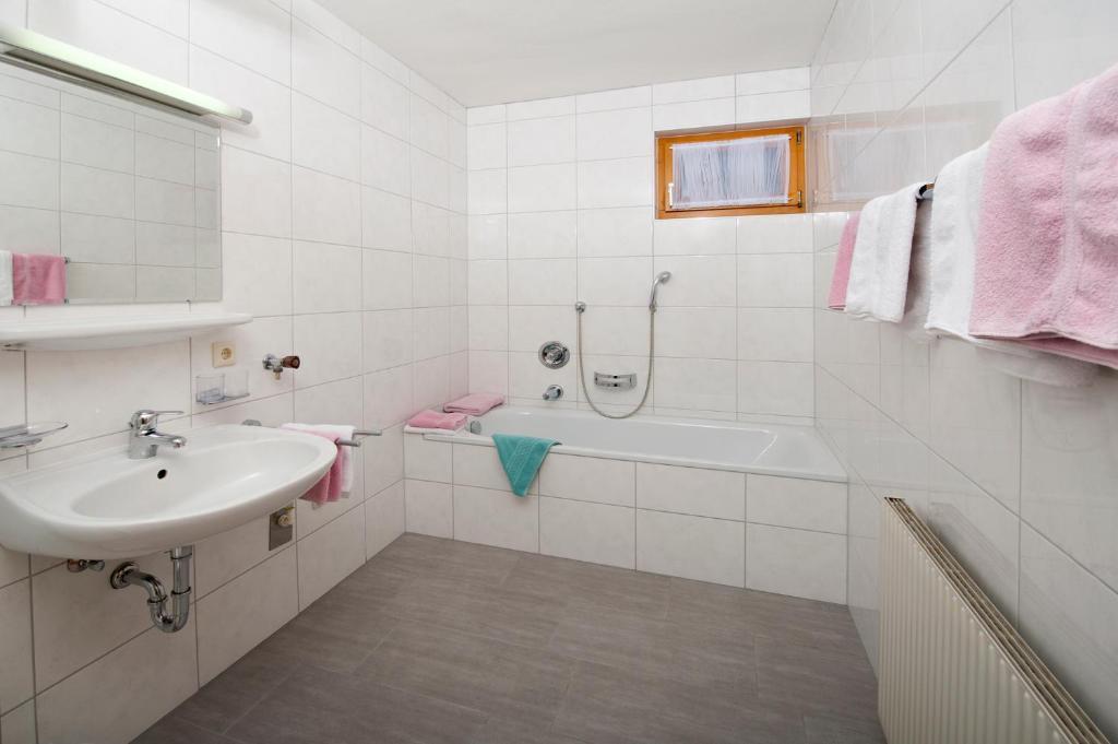 Landhaus Schiestl Apartamento Fulpmes Quarto foto