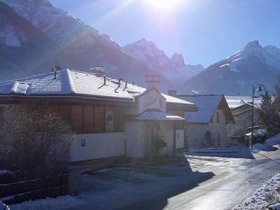 Landhaus Schiestl Apartamento Fulpmes Exterior foto